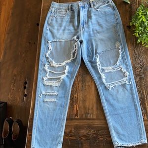 American Eagle “Mom Jean”